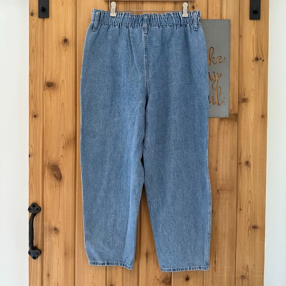 Madewell Size Large Pull-On Balloon Jeans in Closson Wash: Paperbag Edition - Picture 5 of 8